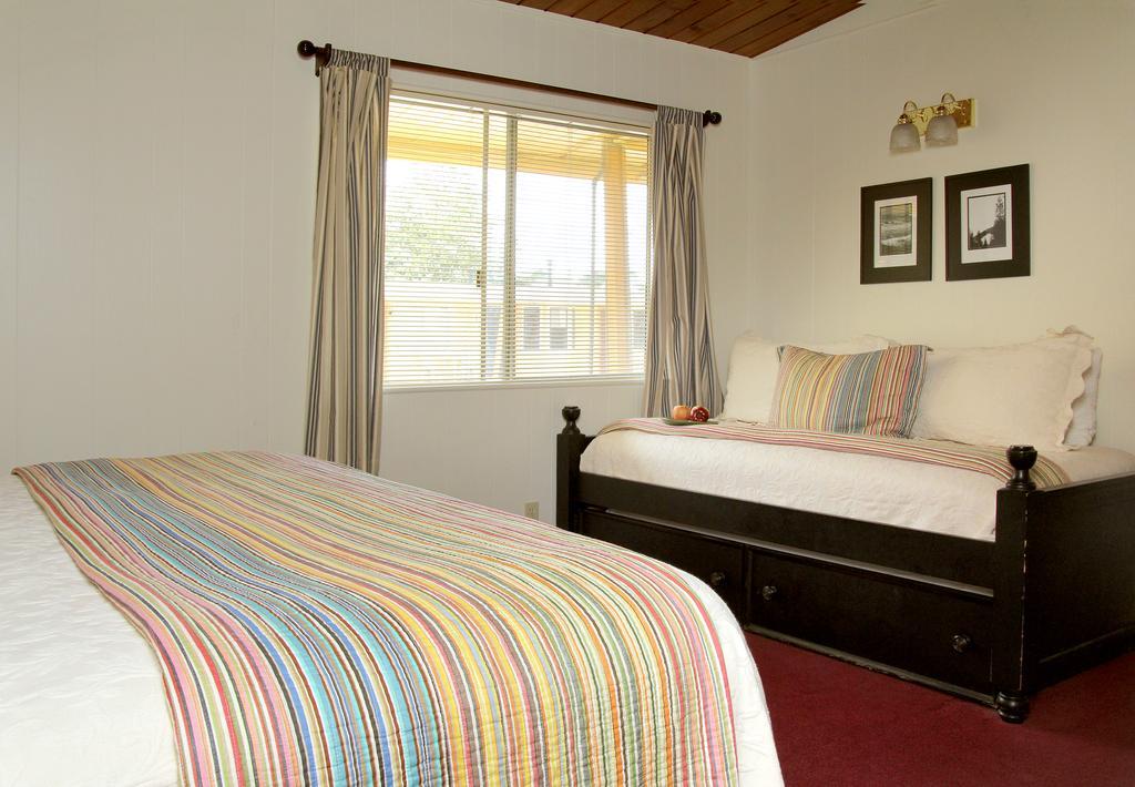 Redwood Suites Ferndale Extérieur photo