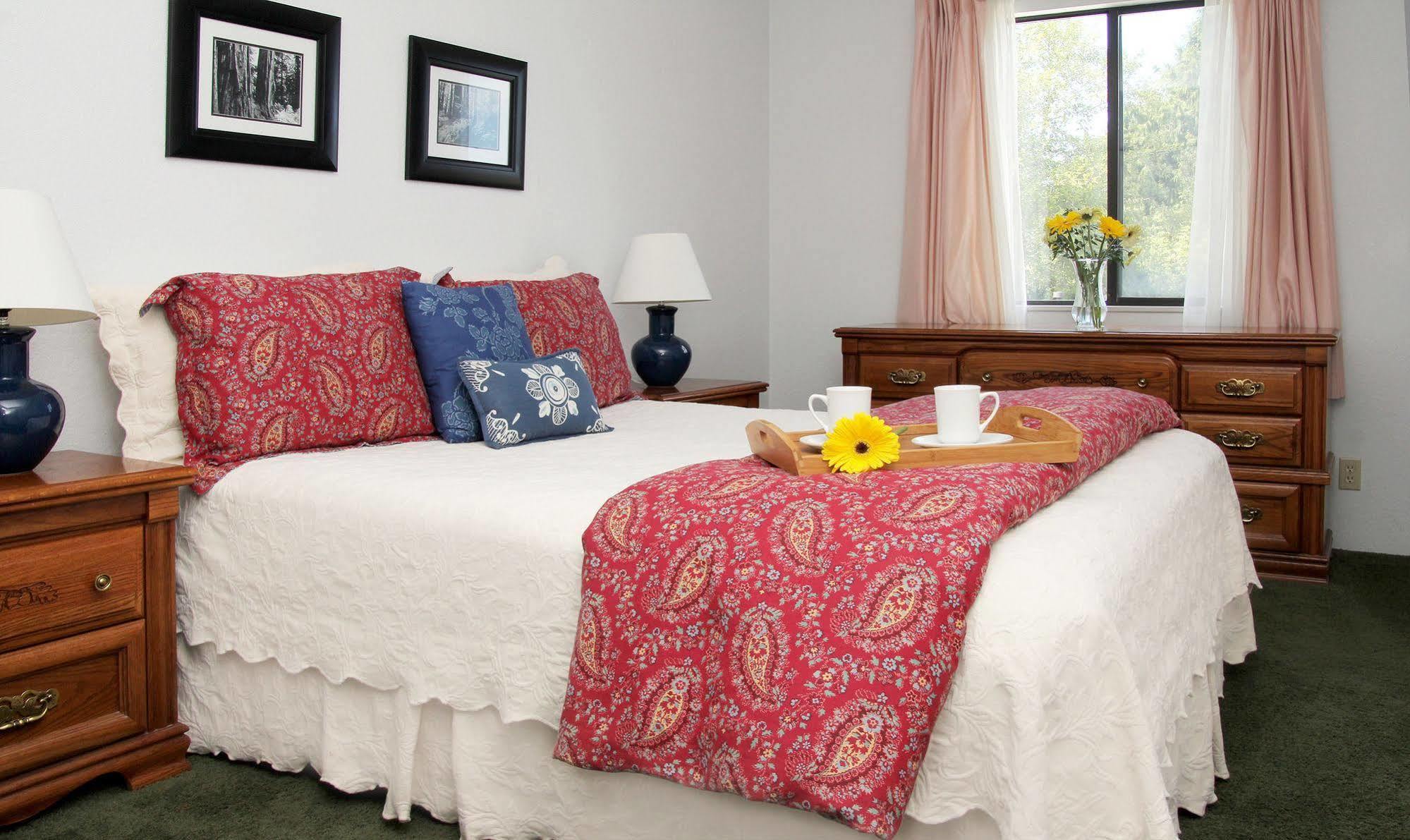 Redwood Suites Ferndale Extérieur photo